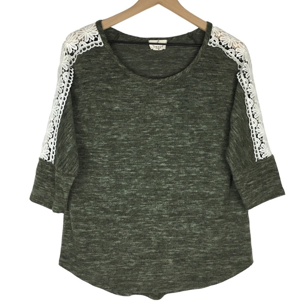 EMBER Sweater Top Crochet Lace Floral 3/4 Sleeves Hi Lo Hem Boho Size Medium